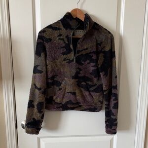 Aeropostale Camo Fleece Pullover